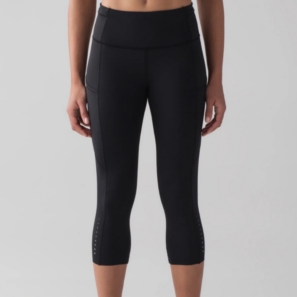 Lululemon Black Fast and Free Cropped Leggings